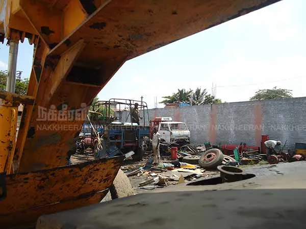 Trucks going to scrap by BJP government Suicidal Principals !!